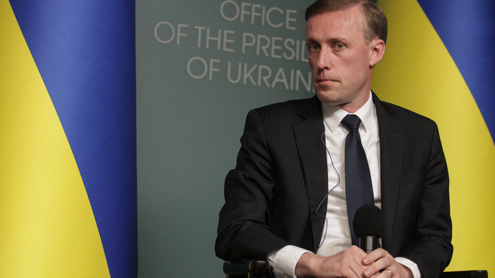 Это не конец. Советник Байдена высказался об отводе русских войск из Херсона