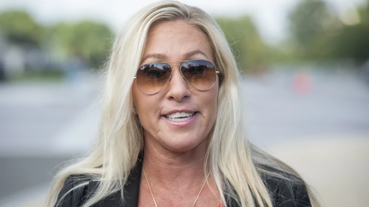 Актёр в зелёном комбинезоне: Конгрессвумен Тейлор-Грин выдала базу про Зеленского