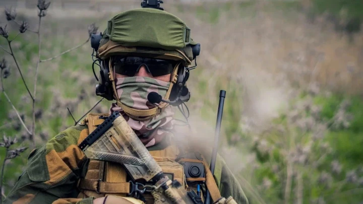 Лихо, правда? - Гигантский отмыв денег - это происходит снова. С кровью. Сладков преподал урок истории