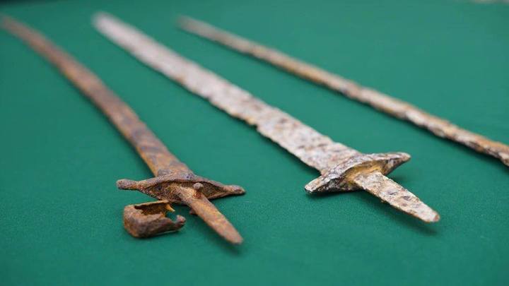 Украине передали древние артефакты, которые контрабандой отправляли из Краснодарского края в США