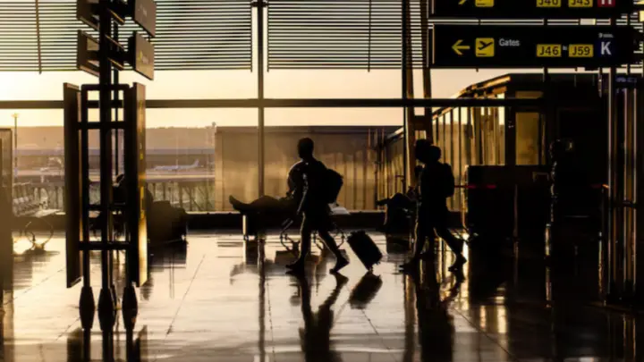 Турист заразился менингококком на отдыхе в Португалии и умер в здании аэропорта