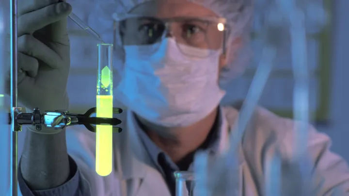 Русские учёные взяли на прицел один из самых агрессивных видов рака. Онколог сообщил радостную весть: Побеждаем