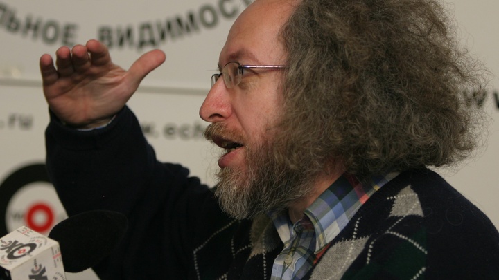 Адвокат ударил Эхо Москвы их же оружием: Это другое...