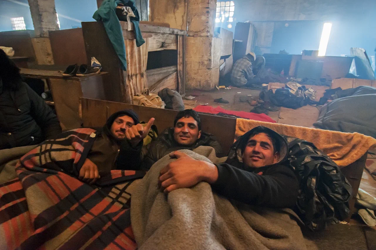 Мигранты уже в новых регионах: В Мариуполе накрыли нелегалов. Кто ответит за беспредел?