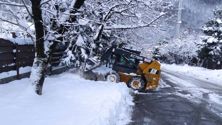 В Сочи некоторые автобусы временно изменили маршруты из-за засыпанных снегом дорог