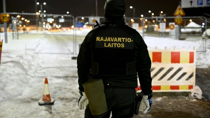 Финны задумали флешмоб на границе: Встанут в очередь на 18 часов