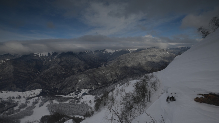 В Сочи на горнолыжной трассе погиб райдер