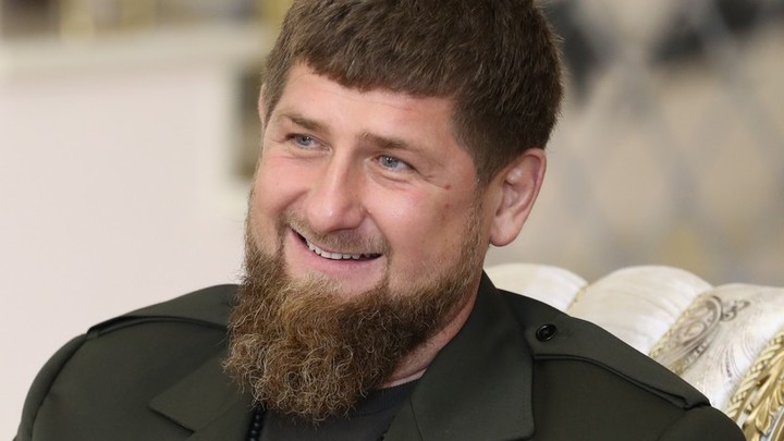 Осенний дождь прекрасно бодрит: Рамзан Кадыров ответил на слухи о своей смерти