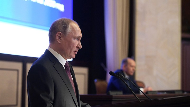 Where’s cold hard cash? Для перевода цитаты Путина использовали американскую идиому