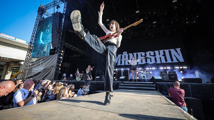 Победитель Евровидения оказался фанатом чёрной икры и Роскосмоса