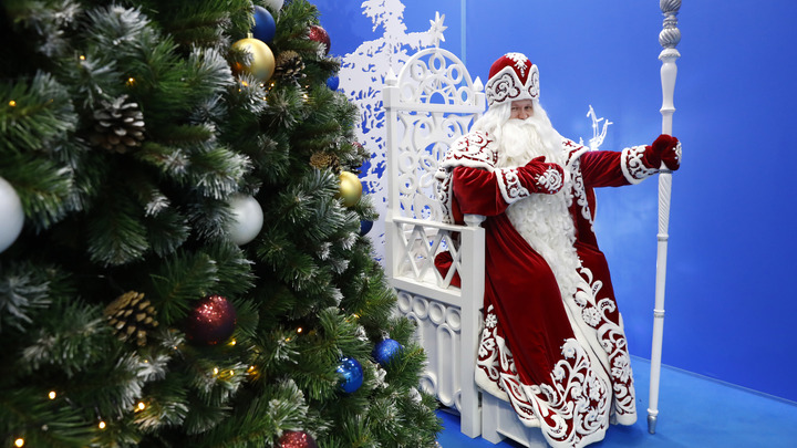 Стало известно, сколько потратят на Новый год жители России