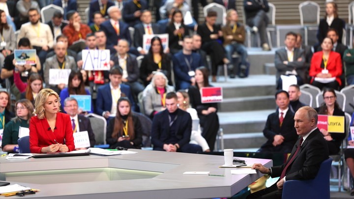 Житель Магадана попросил Путина о субсидированных рейсах в Новосибирск