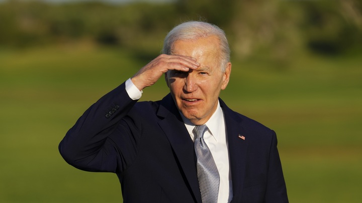 Спасти рядового Байдена: Президент США опозорился на саммите G7, но на помощь пришла премьер Италии
