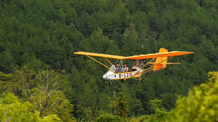 В Австралии в воздухе столкнулись легкомоторные самолеты, есть погибшие