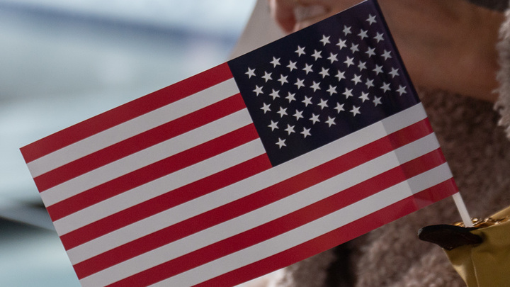 Голливуд ненавидит Россию: Американский телеведущий перешёл на крик в прямом эфире