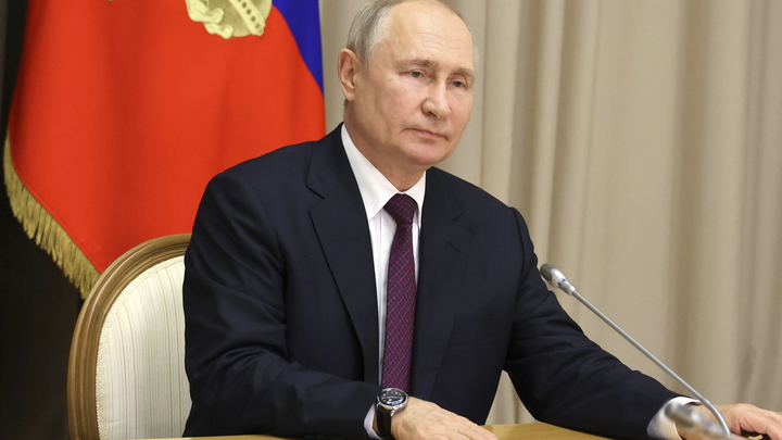 Путин привезёт подарки в ОАЭ и Саудовскую Аравию