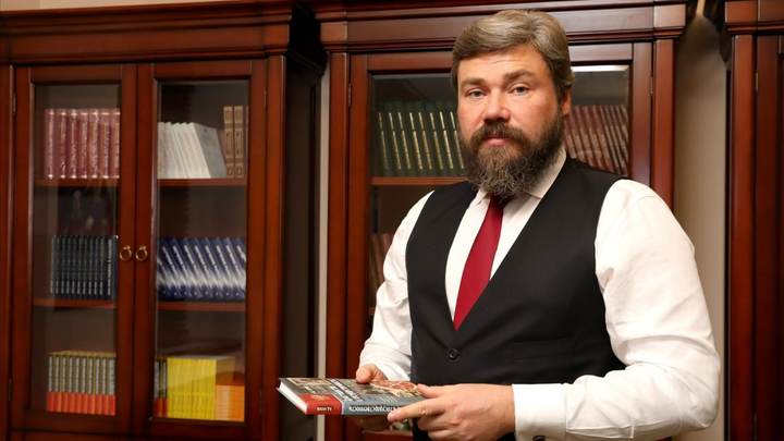 Константин Малофеев поздравил русских с Рождеством Христовым: С нами Бог