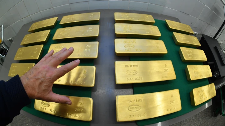 Золото теперь под колпаком: Госдума ввела контроль за сделками с драгметаллами