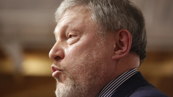 Тайный муж наследника Явлинского: Что известно об украинском друге Рыбакова?
