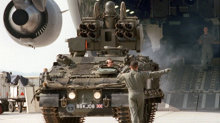 Главнокомандующий британской армии предупреждает о начале войны НАТО с Россией: зачем