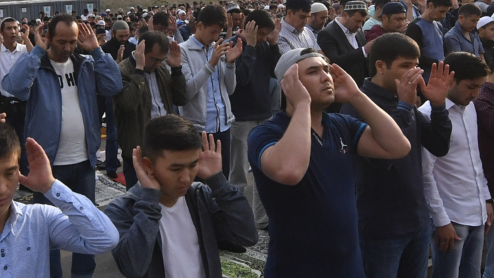 Абу-бандит раскидал четырёх мужиков на улице. Одного едва откачали. Самое интересное началось после