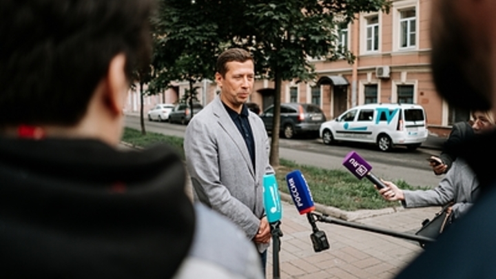 Ловлю себя на мысли, что я Штирлиц: Андрей Мерзликин заявил, что верующих актёров не любят