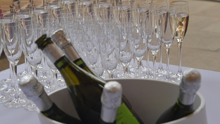 В Кургане полиция нашла рефрижираторы с поддельным алкоголем