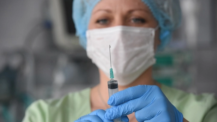 Минздрав предложил ввести отсрочку обязательных прививок от четырех болезней