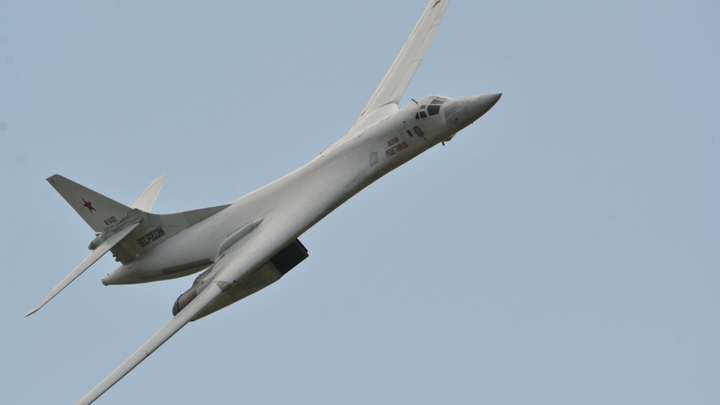 Военная тайна Путина: 40 минут на Ту-160М. Куда полетел президент?