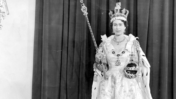 Психанул даже Черчилль: Скандал с русским офицером и королевой вошёл в историю