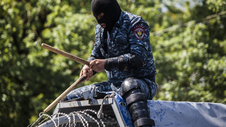 Запад ищет в Армении сакральные жертвы: Всё начнётся 2 октября