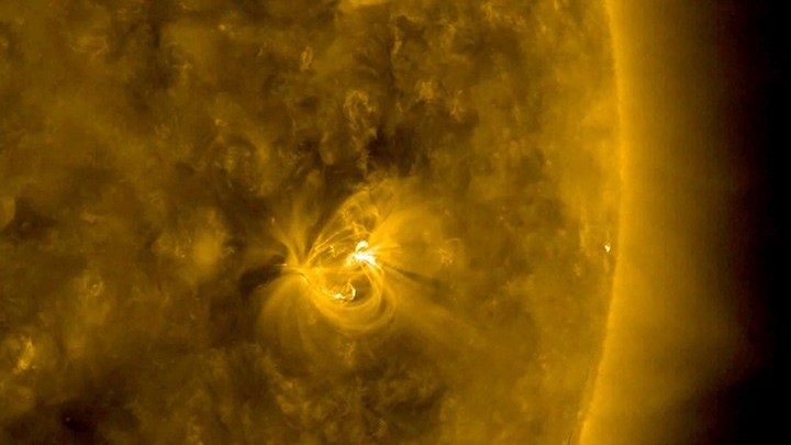 Супервспышка на Солнце: Астрономы объяснили, чем это может обернуться для человечества
