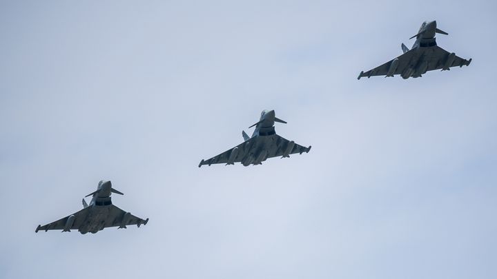 В День России НАТО посылает сигнал Путину - начались крупнейшие в истории альянса военные учения