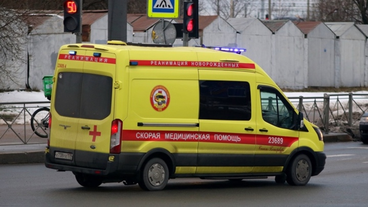 Жителя Тюмени дважды за полчаса сбила машина при переходе дороги в неположенном месте