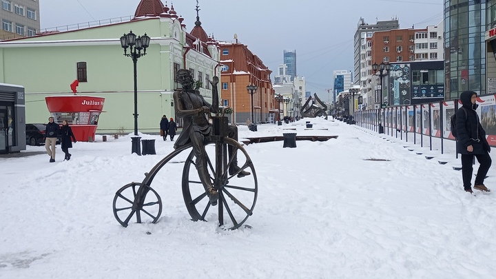 В Екатеринбурге за зиму выпало рекордное за 14 лет количество снега