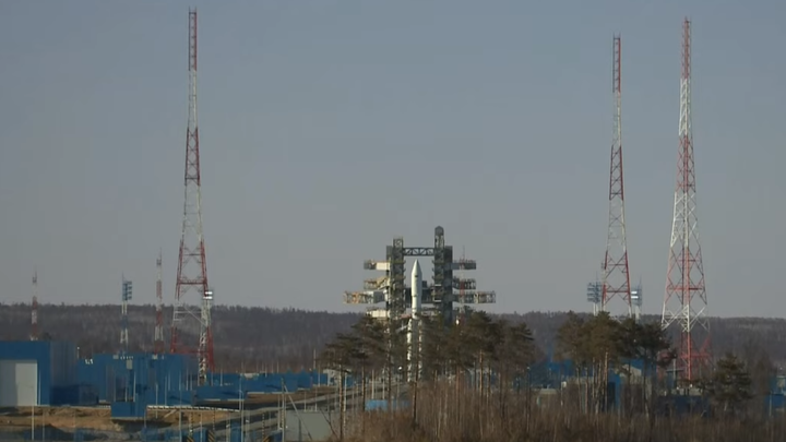 Пуск ракеты-носителя Ангара-А5 с космодрома Восточный: онлайн-трансляция
