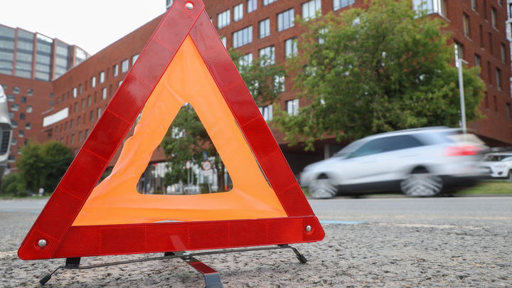 Прогулял учёбу и погиб: В Екатеринбурге произошло страшное ДТП