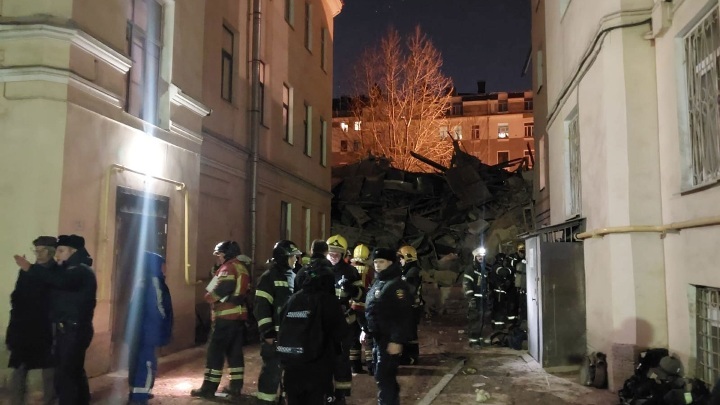 В Санкт-Петербурге обрушился шестиэтажный дом на Гороховой улице