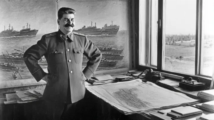 Зеркало власти:  Владимир Бортко объяснил, почему он решил снять фильм о Сталине