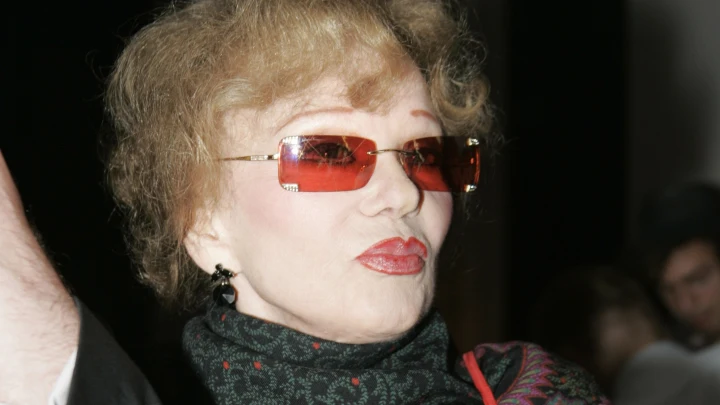 Внучка Гурченко продала ее тайную дачу за 16 млн рублей в Подмосковье