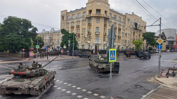 Полицейские Ростова-на-Дону заявили, что это они перекрыли улицы города в день мятежа 24 июня