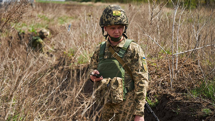 Командный состав уничтожен: Бойцам дали приказ, о котором не напишут в сводках