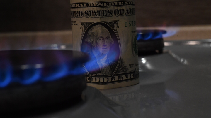 Доллар 60 рублей к концу весны? Аналитик дал реальный сценарий