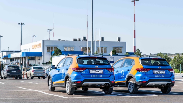 В аэропорту Геленджика начал работать каршеринг