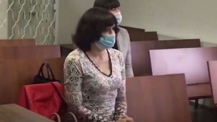 Мать-садистку, истязавшую и кусавшую своего 6-летнего сына, лишили родительских прав