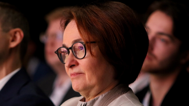 Последствие политики Набиуллиной. Делягин указал, но реакции ноль: Гори, хата