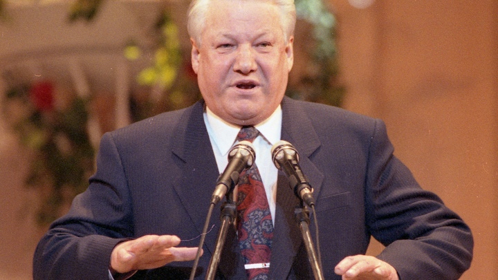 Крым стал украинским по пьяни: Экс-чиновник выдал в прямом эфире тайну подписи Ельцина