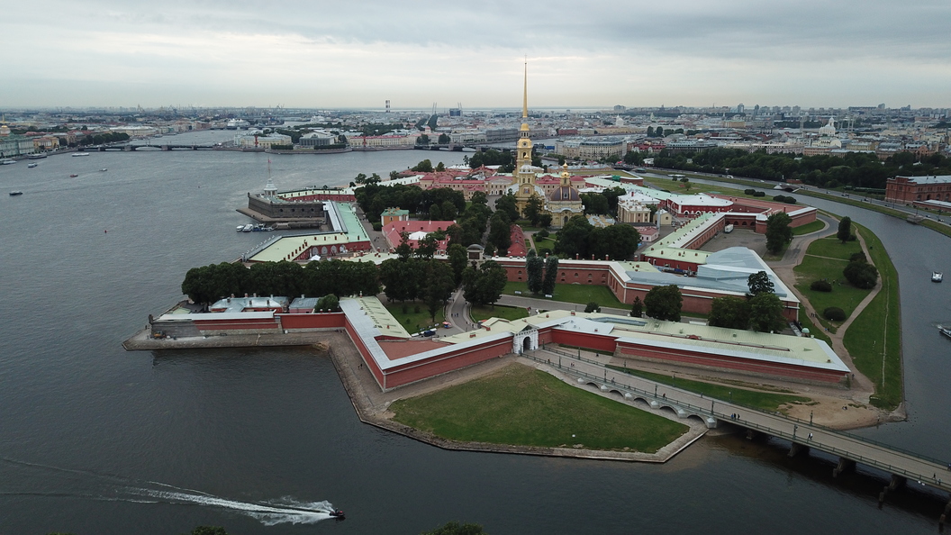 Петропавловская крепость в Санкт Петербурге музей