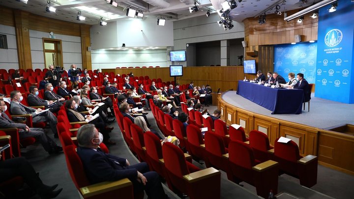 Стало известно, как гостей ПМЭФ-2021 будут проверять на коронавирус в гостиницах
