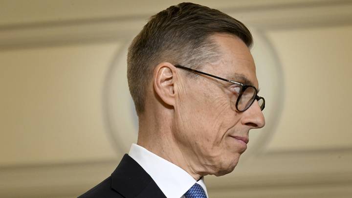 Ядерная война всё ближе? Новый президент Финляндии готов подставить страну под русские ракеты